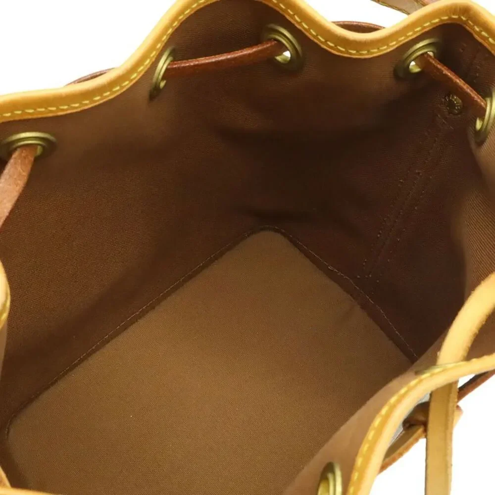 Louis Vuitton delivery duty